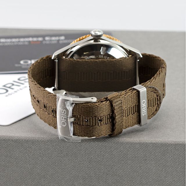 Oris Divers 01 733 7747 4354-07 5 17 30 Image 4